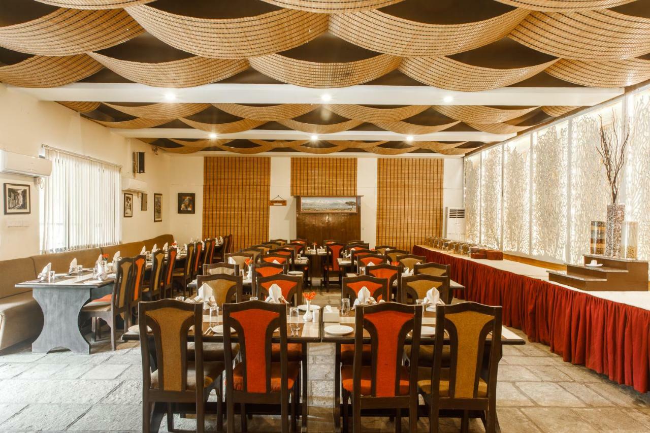 The Lakeside Retreat Resort & Spa By Best Resort Nepal Похара Екстериор снимка